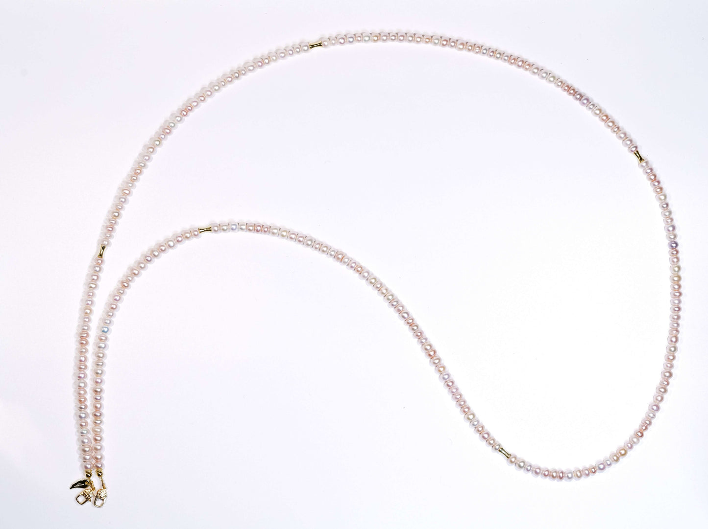Candy pearl cross-body phone strap and necklace with silver accents, showcasing a unique fashion appeal.